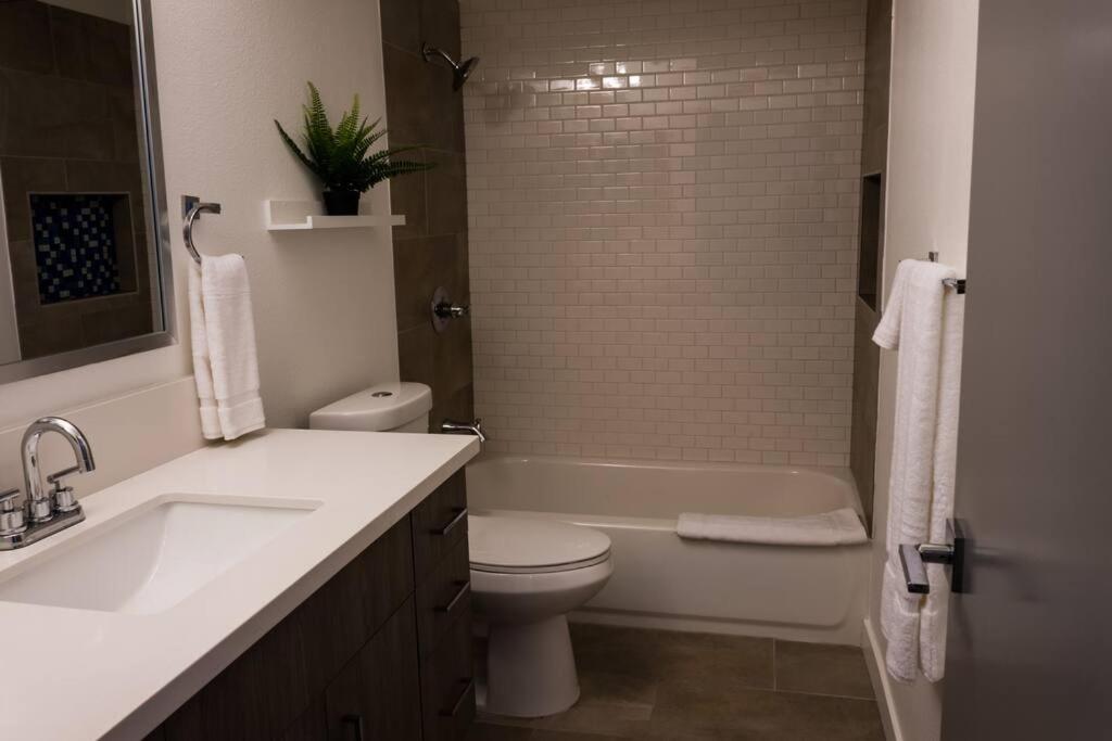 Stylish 2 Bed 1 And Half Bath Apartment Near Sofi Stadium, Lax, Forum Inglewood Exteriér fotografie